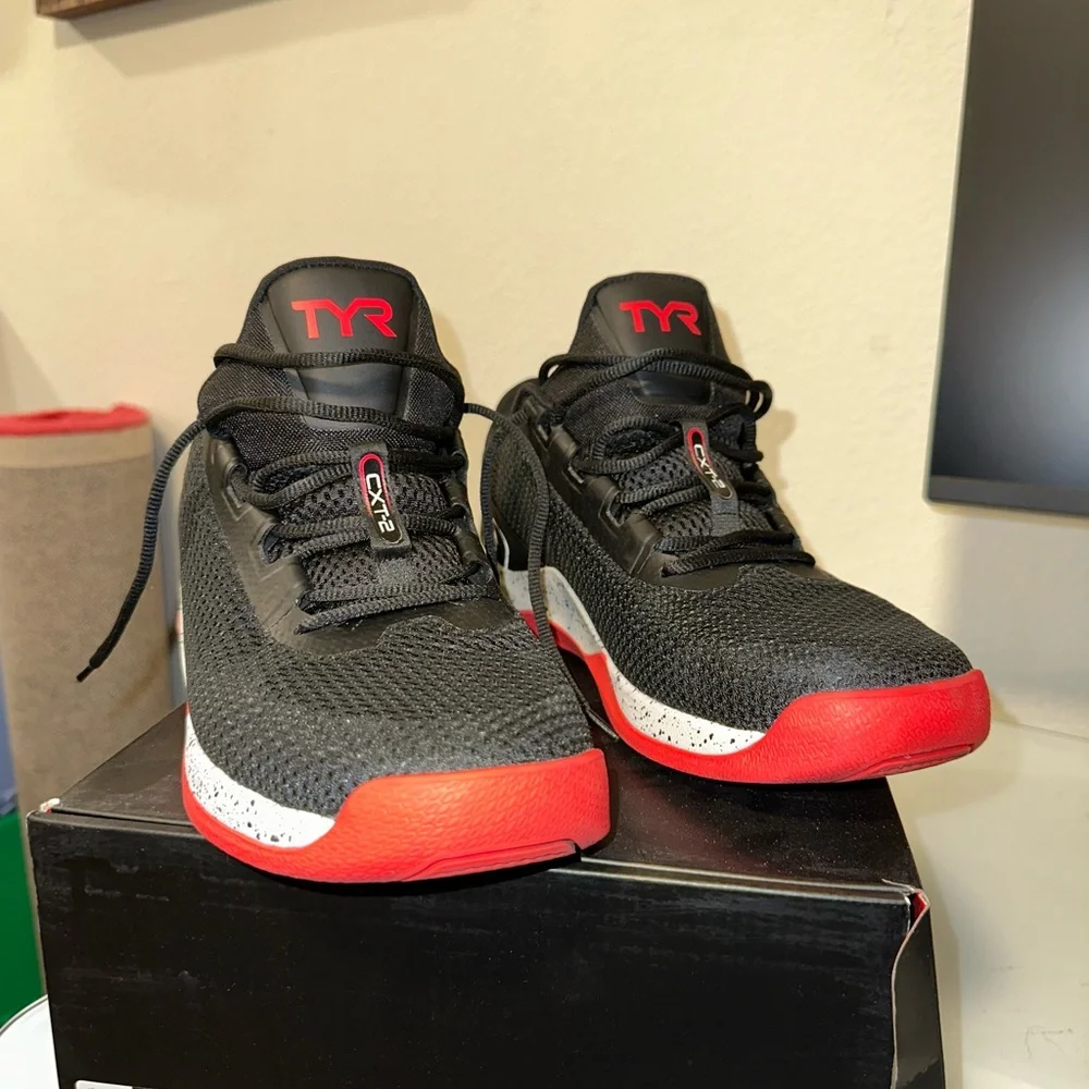 TYR CXT2 Trainer - Picture 3 of 6